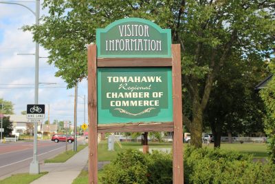 Tomahawk Chamber of Commerce Sign
