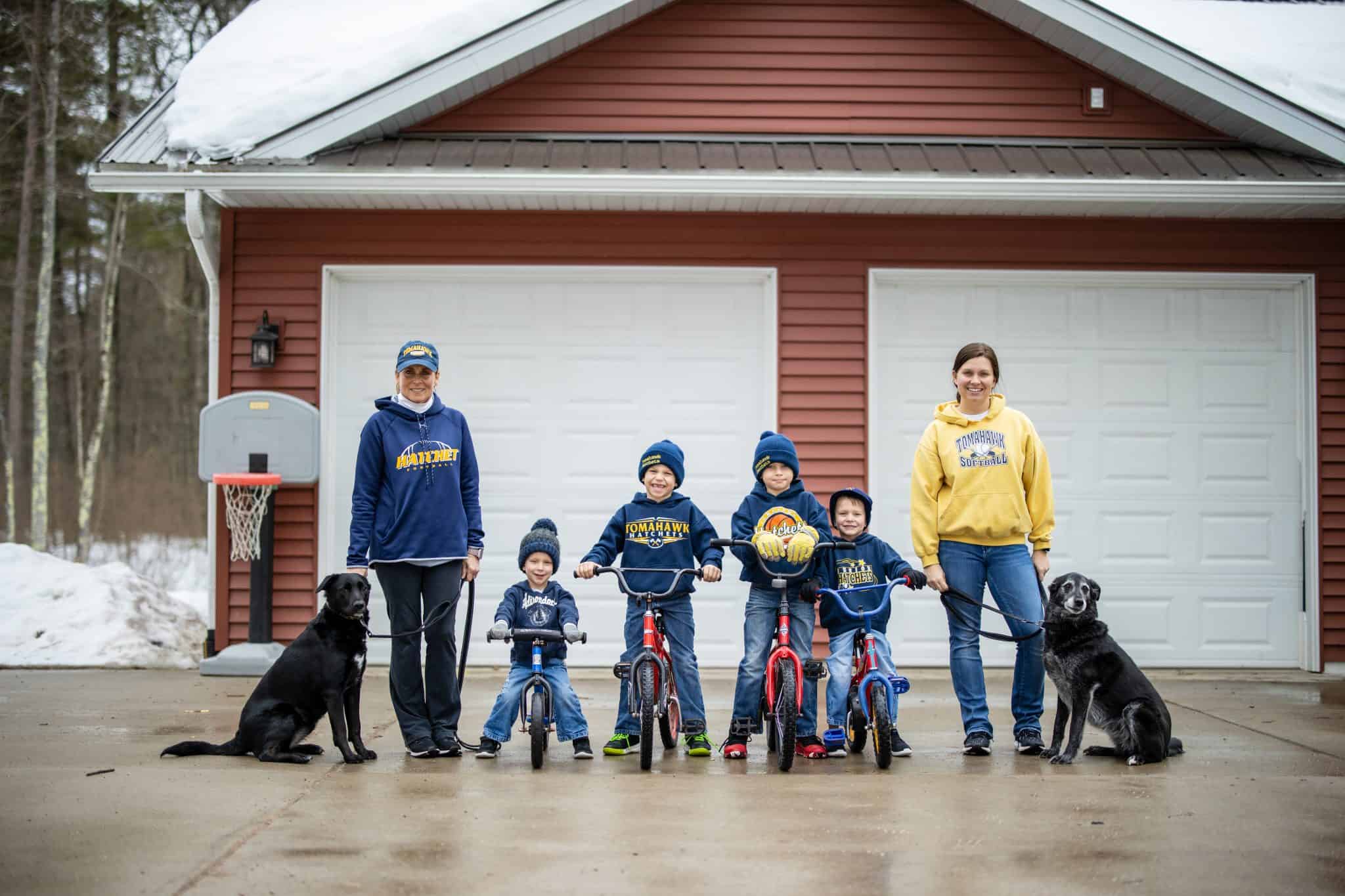 Front Porch Project: Photographer looks to add joy, hope to local families