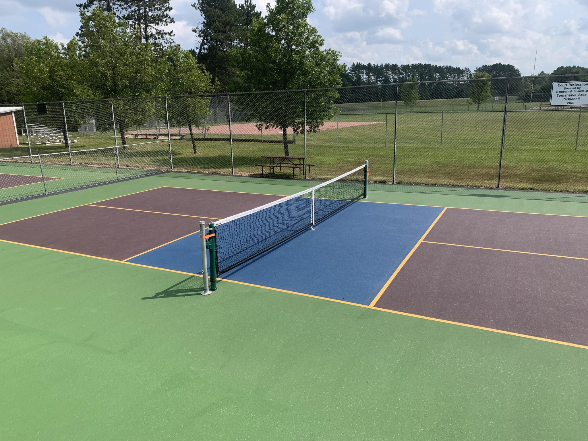 Tomahawk community comes together to build new pickleball courts at Kahle Park
