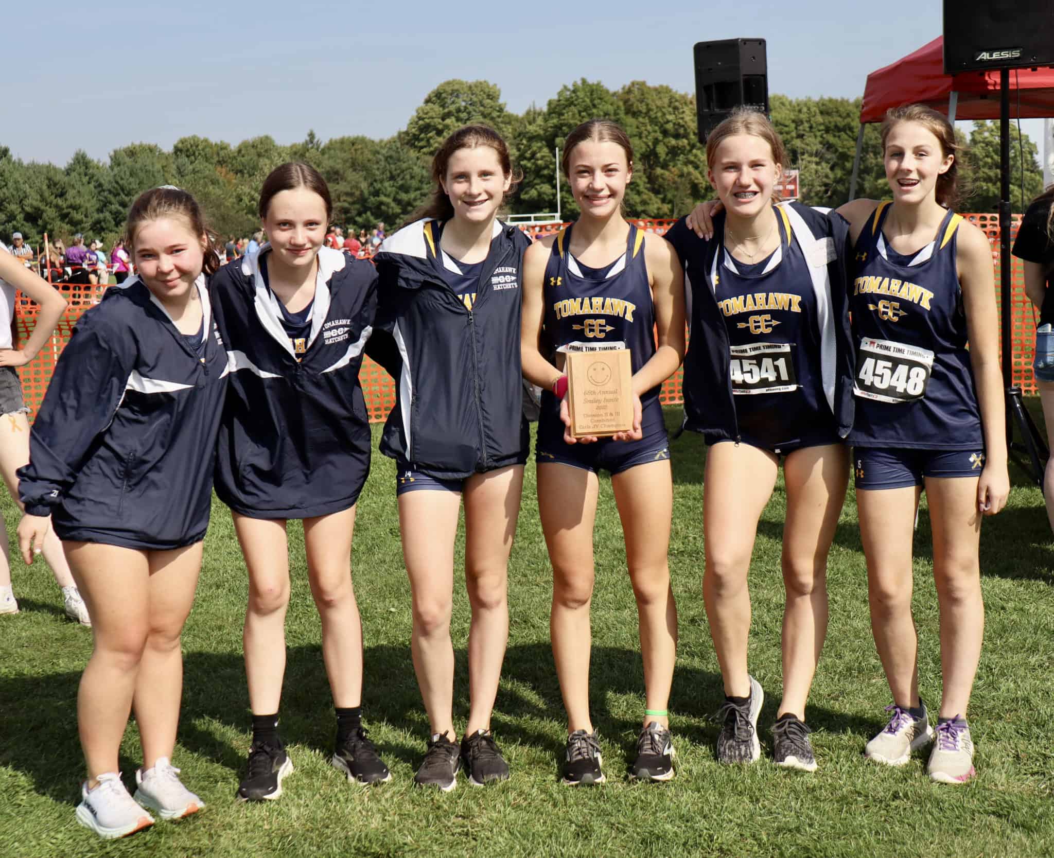 Tomahawk runners take part in 66th annual Smiley Invite