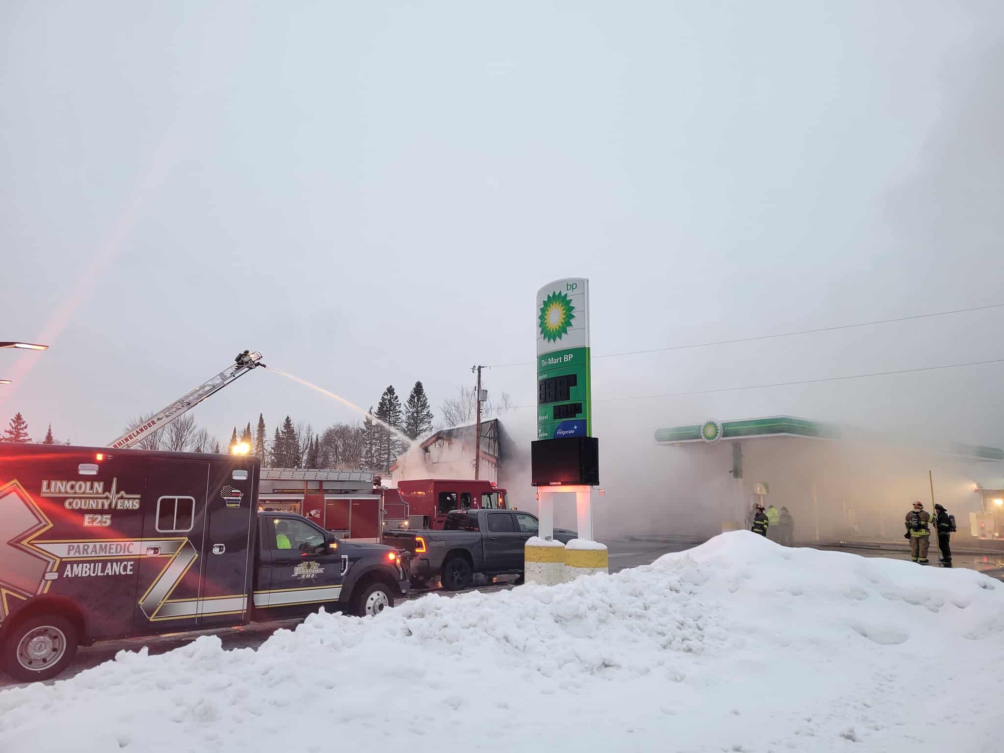 Tripoli BP gas station destroyed in fire