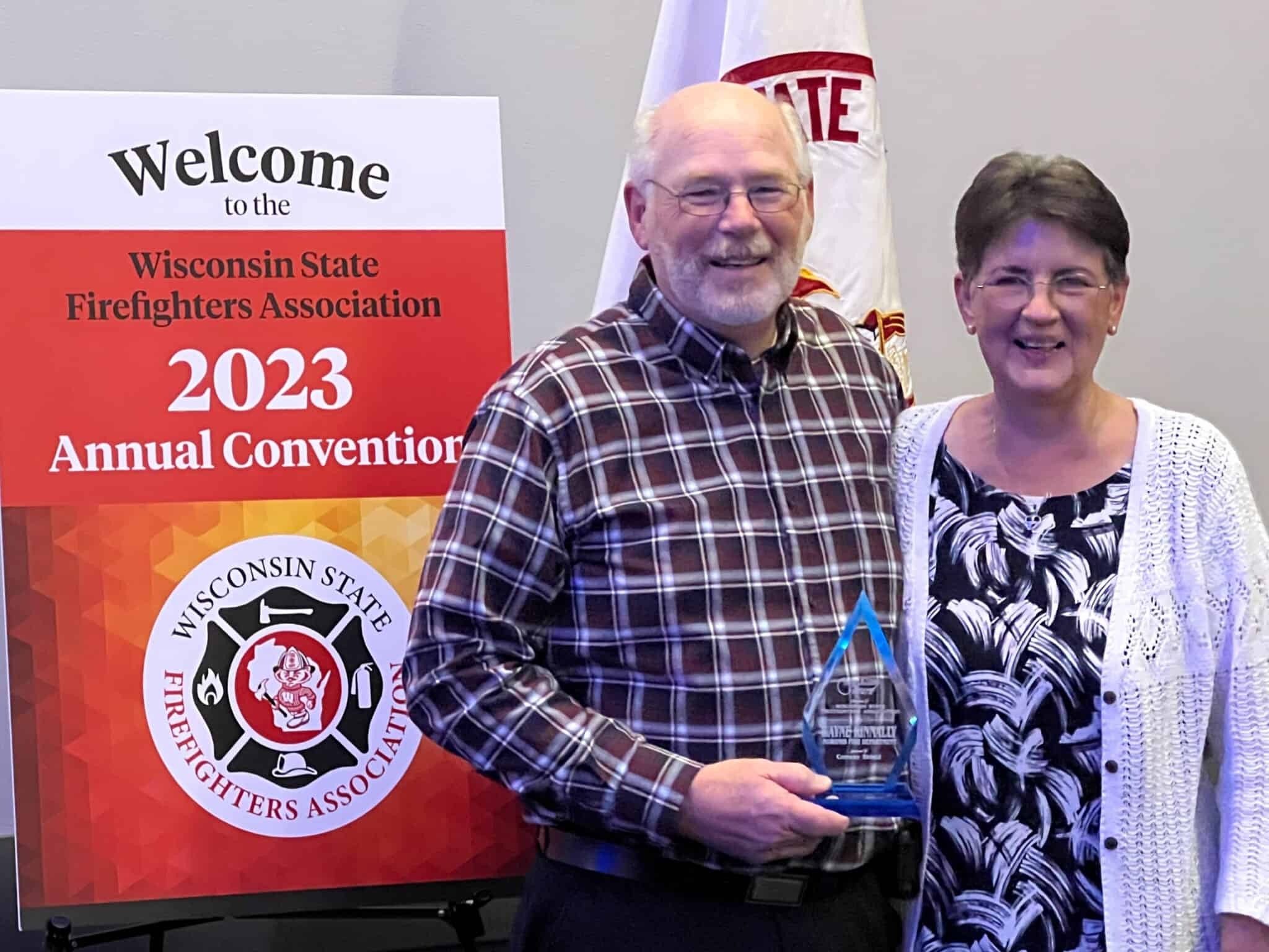 Nokomis firefighter Wayne Kinnally receives Lifetime Achievement Award at state convention