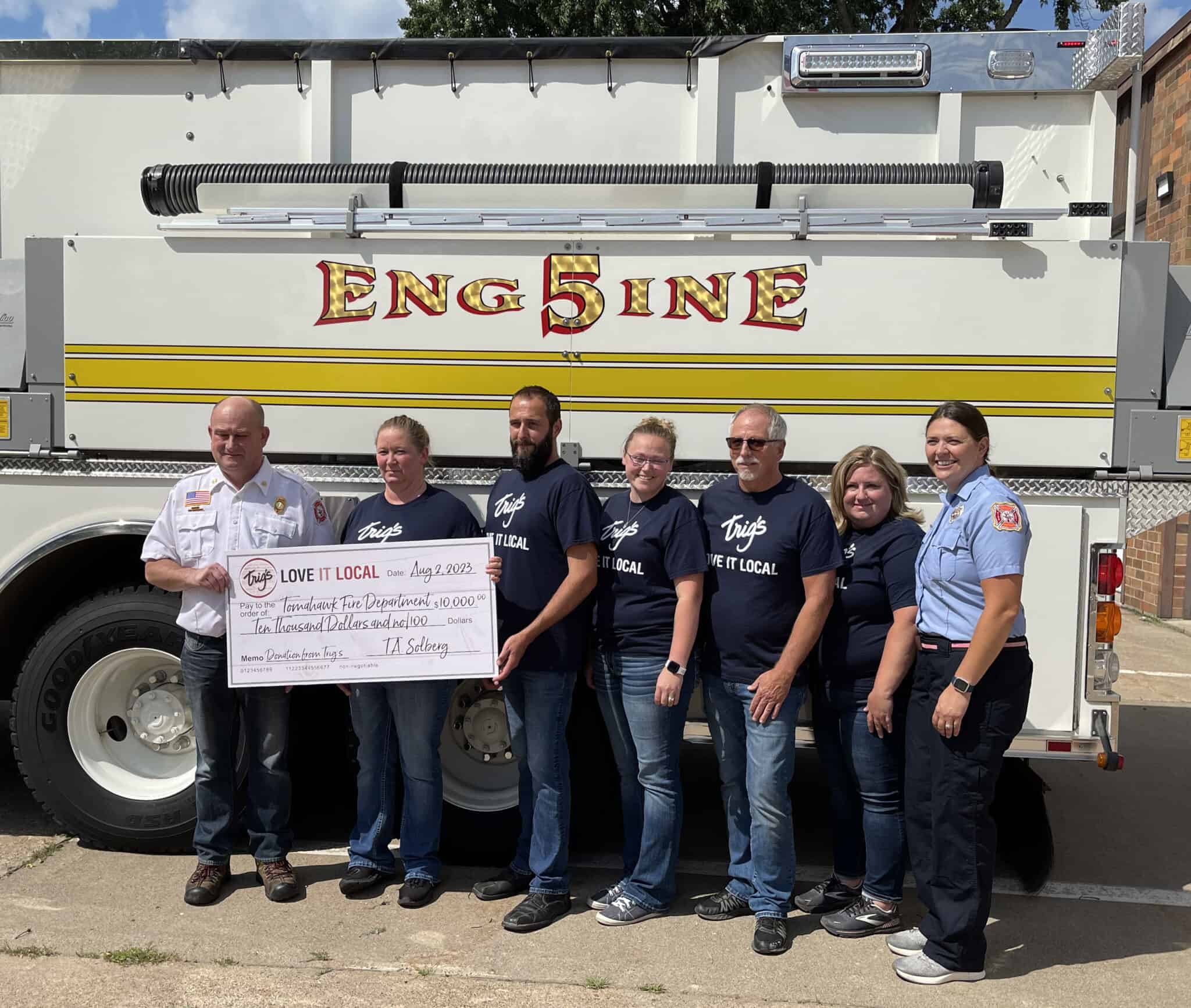 Trig’s donates $10,000.00 to TFD for thermal imaging cameras