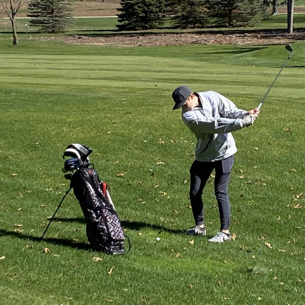 Golf: Hatchets brave chilly temps, wind at Reedsburg meet